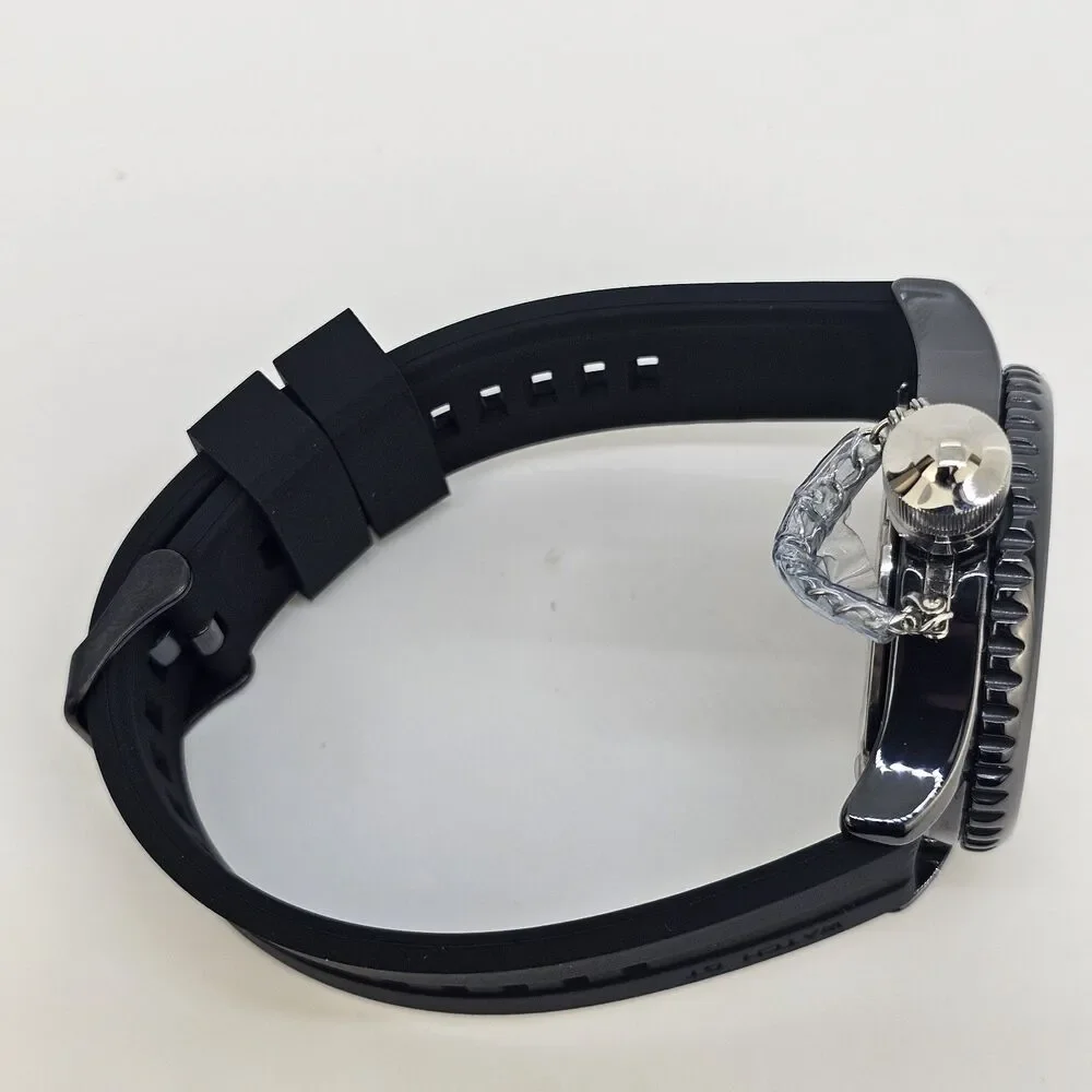Invicta Women's Russian 1959 Diver Watch 1820 New Plastic Bands New Battery‎